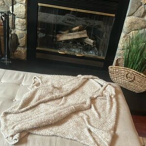 Cut25 by Yigal Azrouel Creme Fuzzy Knit Vest Size Small